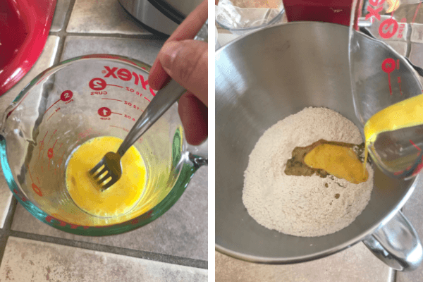 Make the sweet bread roll : third step add eggs