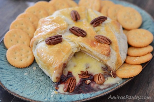 How To Make Baked Brie in Puff Pastry (en Croute) | Amira's Pantry