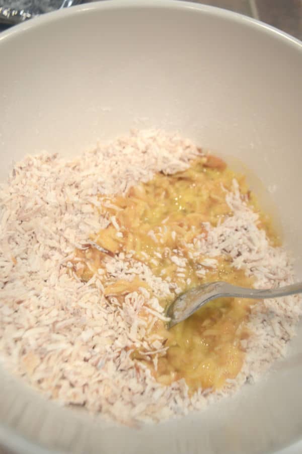 A bowl of food, with Macaroon mixture