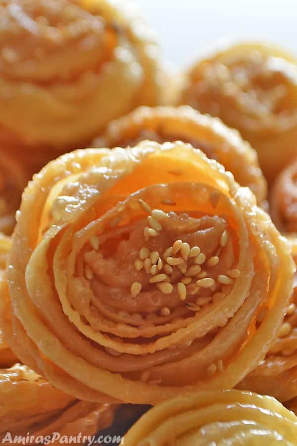 A close up of Tunisian dessert cookies