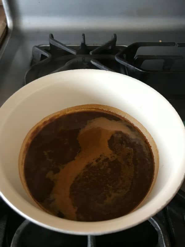 Step by step photo on making pumpkin spiced caramel latte