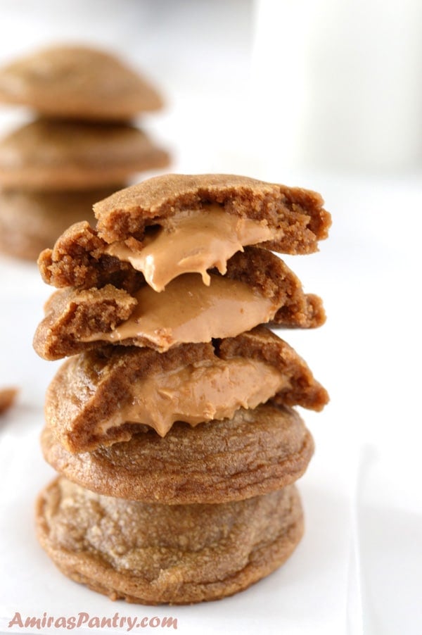 A close up of a peanut butter cookies