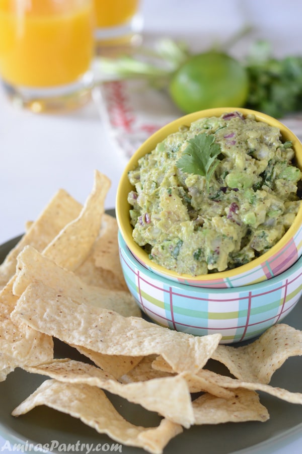 Tasty Guacamole No Tomato | Amira's Pantry