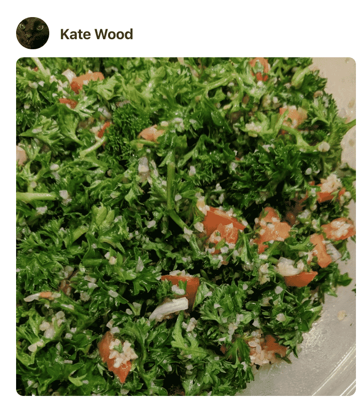 A bowl of salad Tabbouleh
