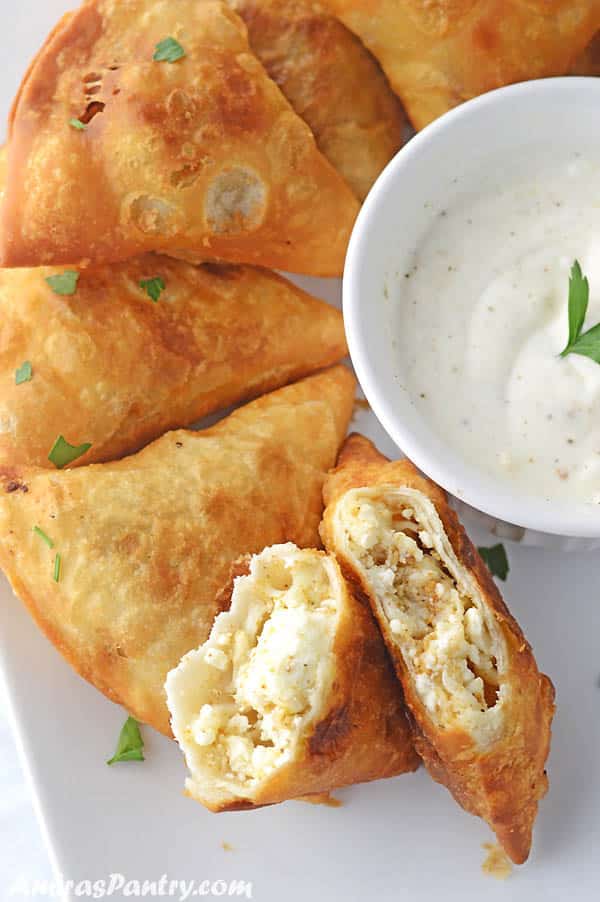 Easy Samosa Recipe - Amira's Pantry