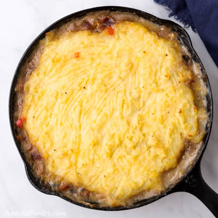 Chicken and Mashed Potato Dinner One Pot Recipe - Amira's Pantry