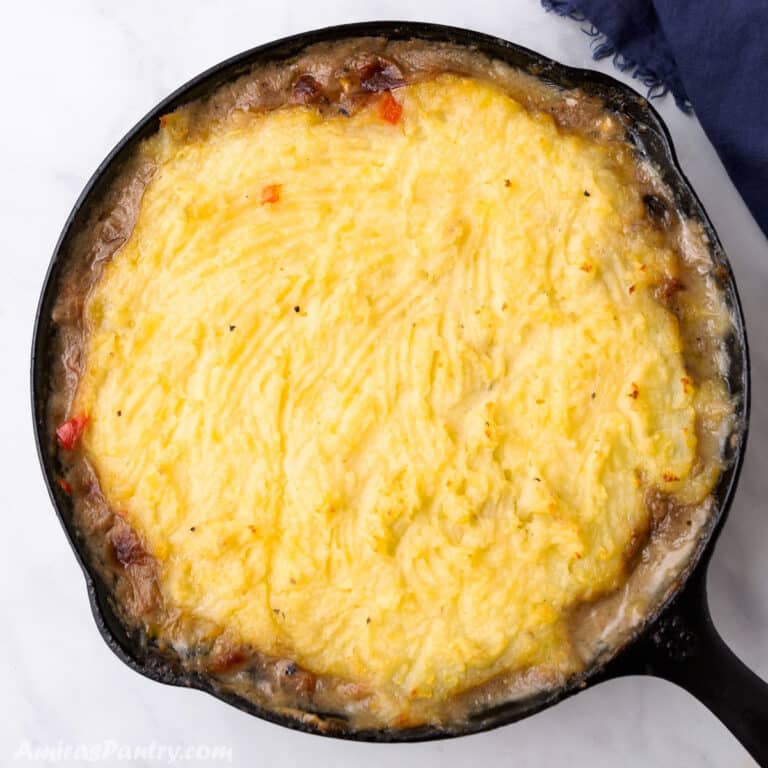 Chicken and Mashed Potato Dinner One Pot Recipe - Amira's Pantry