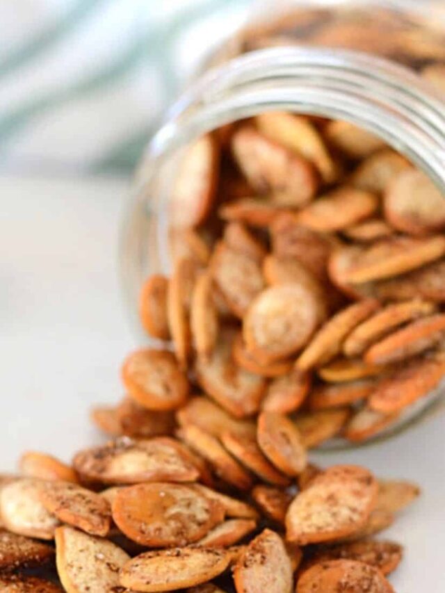 Spicy Roasted Pumpkin Seeds - Amira's Pantry