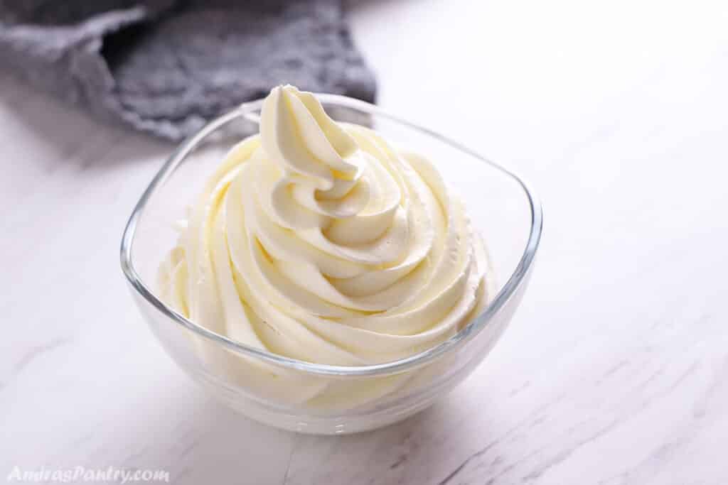 Chantilly Cream (French Whipped Cream Recipe) Amira's Pantry