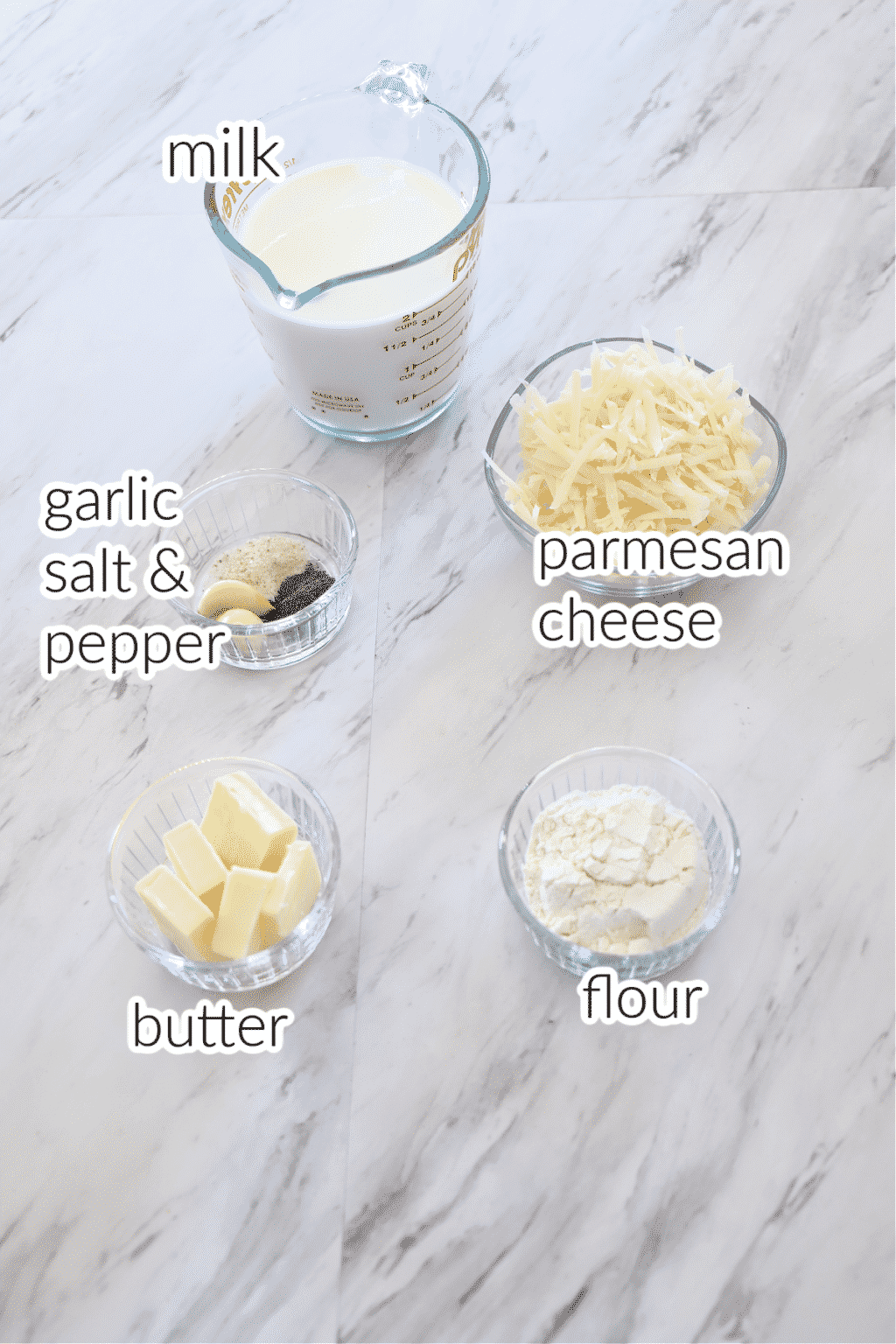 Homemade Alfredo Sauce (No Heavy Cream, No Cream Cheese) Amira's Pantry