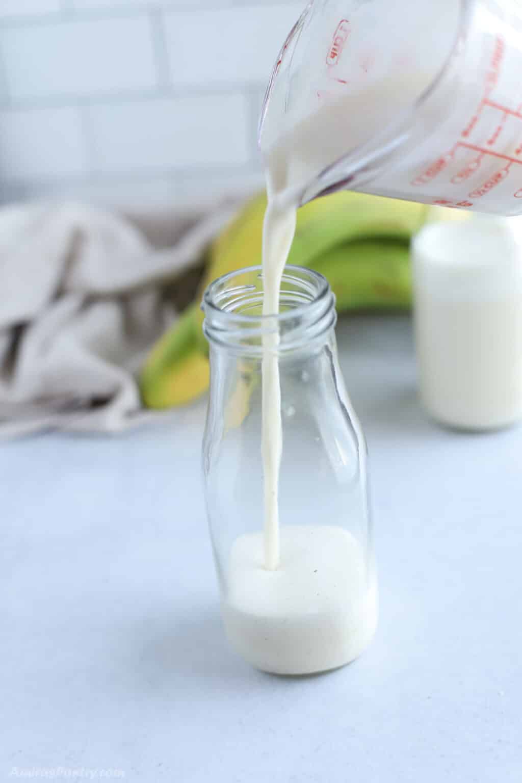 Banana Milk Amira's Pantry