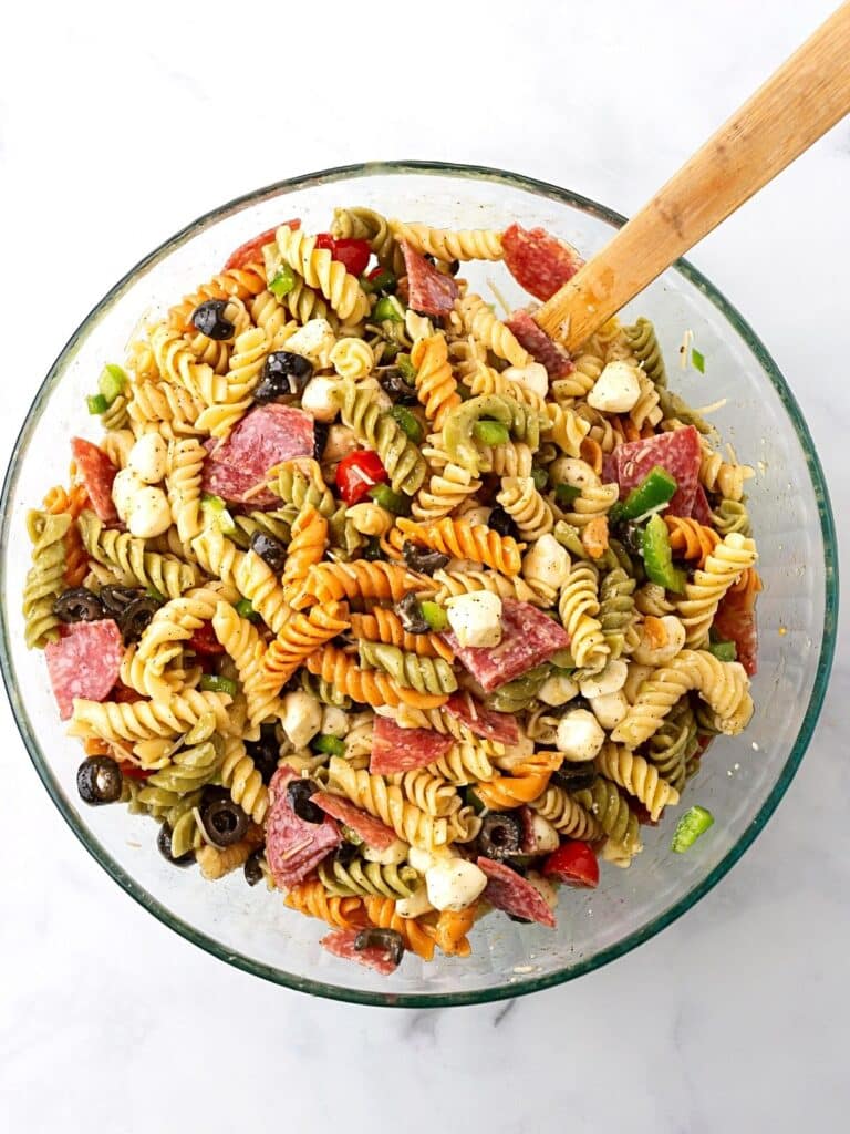 Zesty Italian Pasta Salad {With 5minute Italian Dressing} Amira's Pantry