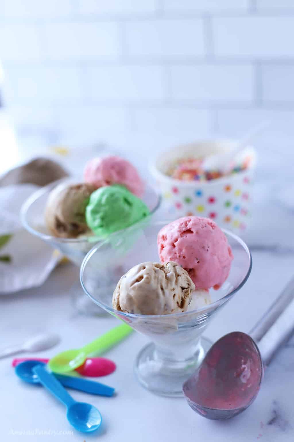 Easy Homemade Ice Cream (3Ingredient, No Churn) Amira's Pantry