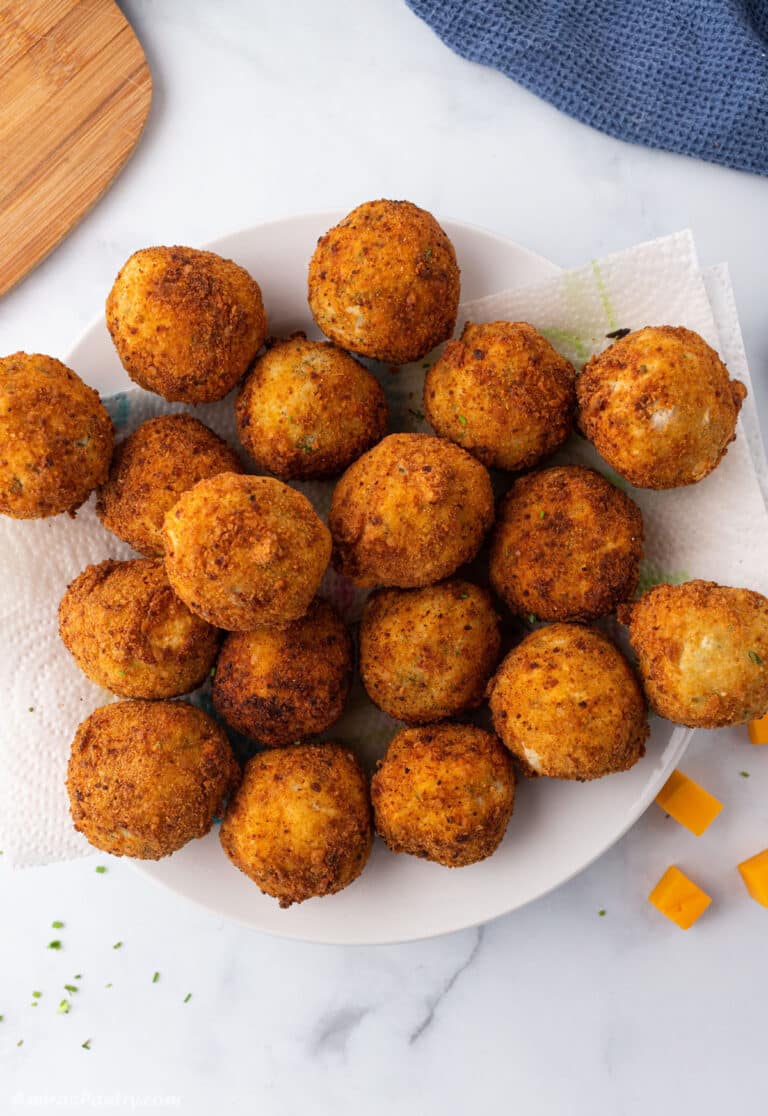 Potato Balls (Crispy With Cheese) - Amira's Pantry