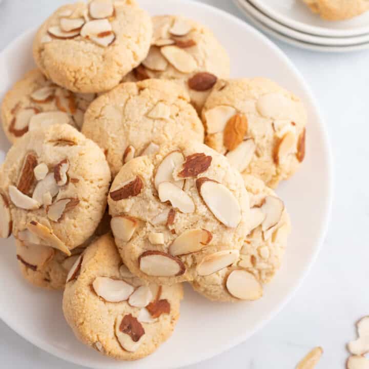 Greek Almond Cookies (Amygdalota) - Amira's Pantry