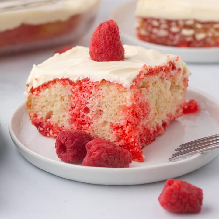 Raspberry Poke Cake (Easy Jello Dessert Recipe) - Amira's Pantry