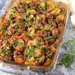 A top view of ground beef casserole.
