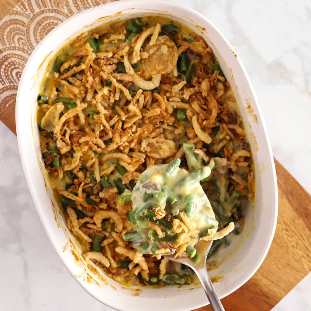 Green Bean Casserole with Cream of Chicken: A Comforting Classic