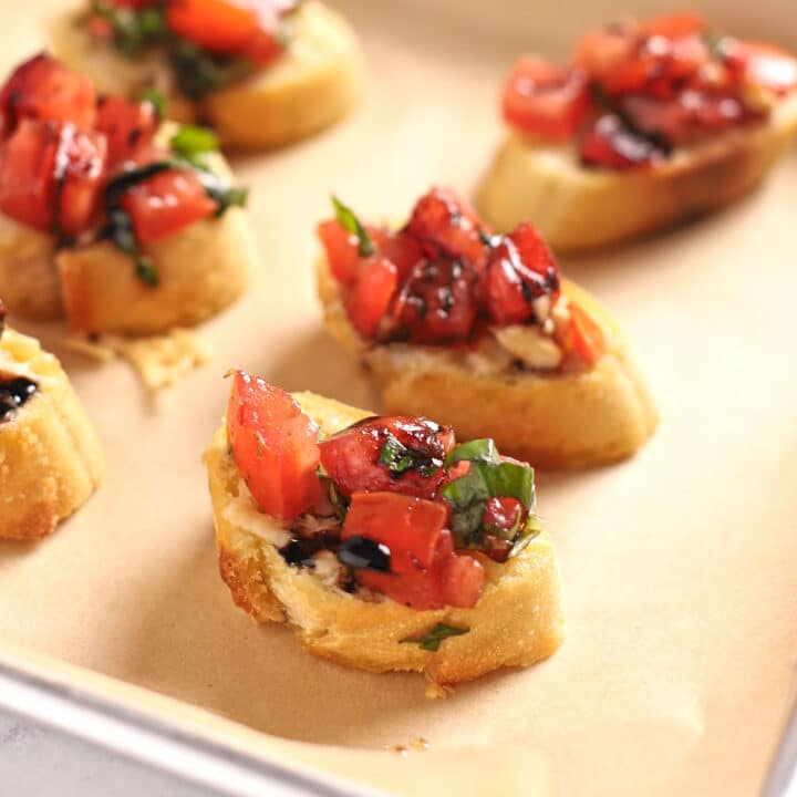 Easy Bruschetta Recipe (with Balsamic Glaze) - Amira's Pantry