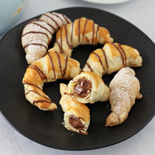 Chocolate Croissants Recipe (With Puff Pastry) - Amira's Pantry