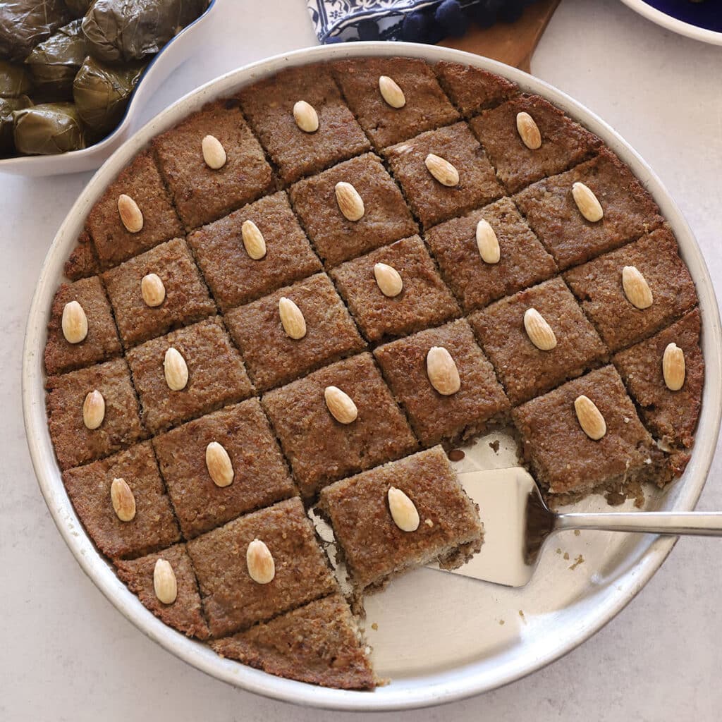 Baked Kibbeh Recipe (Kibbe bil sanieh) - Amira's Pantry