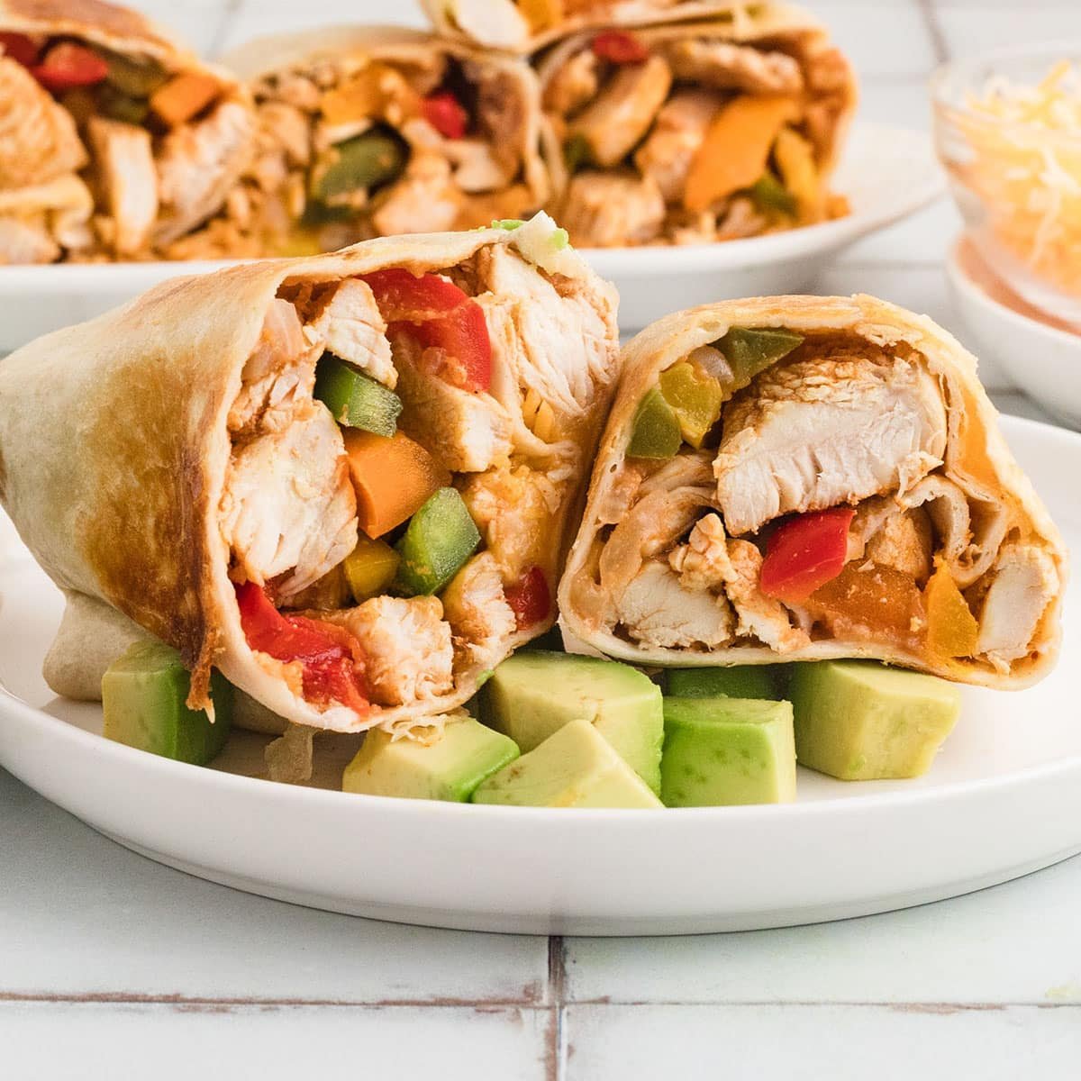 Crispy Chicken Fajita Wraps (Easy Recipe) - Amira's Pantry