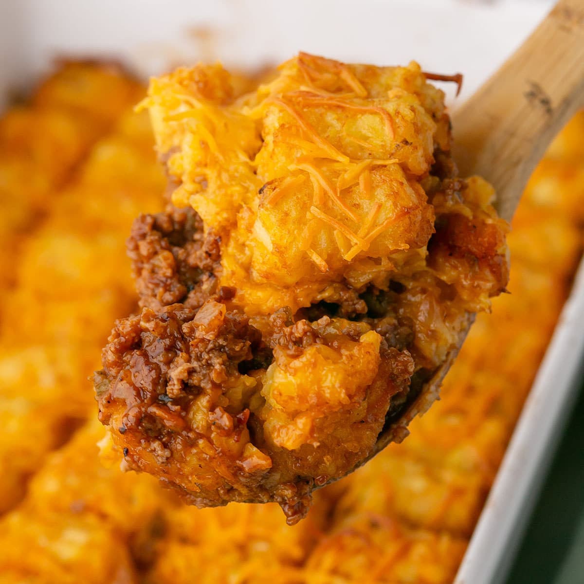 Sloppy Joe Tater Tot Casserole (Easy Dinner Recipe) - Amira's Pantry