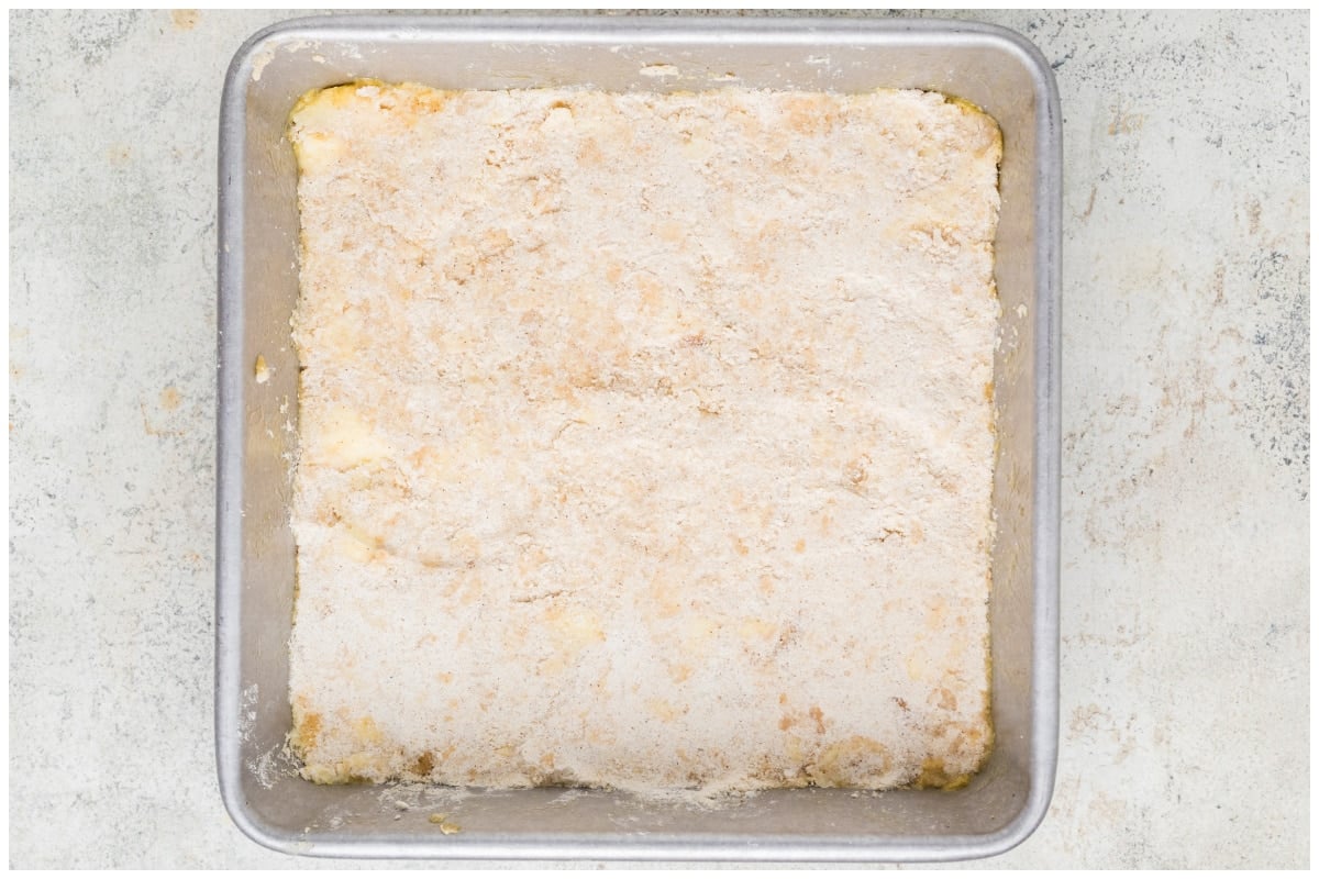 An 8x8 pan with the base of the bars in it.