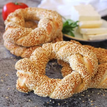 Simit (Turkish Sesame Street Bread Recipe) - Amira's Pantry