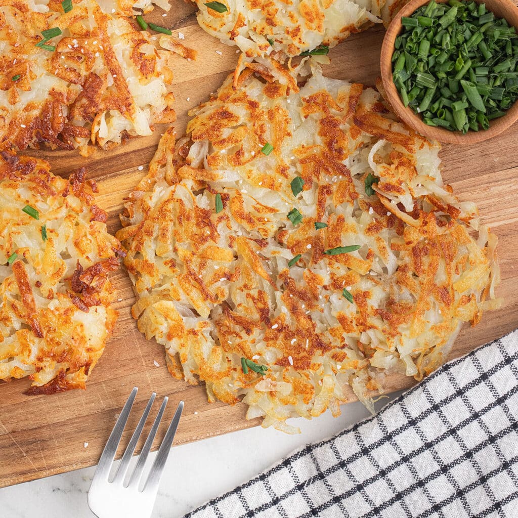 Patate Rosti Potato Rosti (Rösti) - Amira's Pantry
